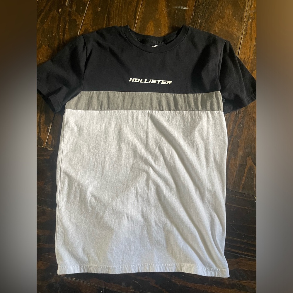 Shirt Brand- Hollister|Shirt Size- Medium| Color- Black w/ Grey and White